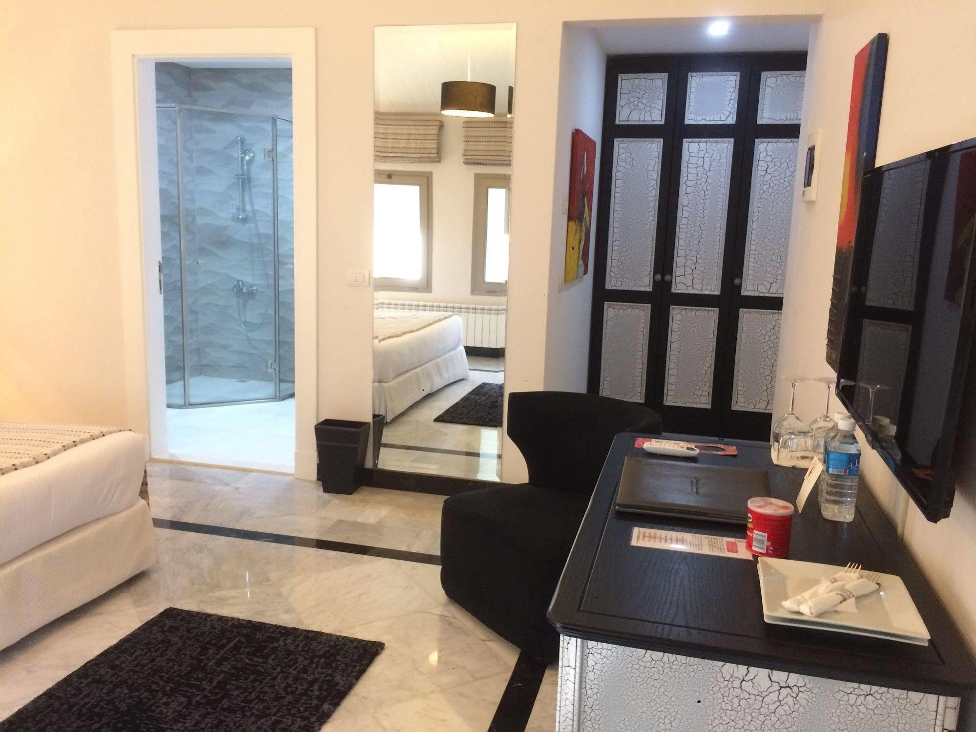 Cherry Blossom Boutique Hotel Bḩamdūn Екстериор снимка